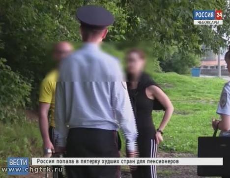 Чебоксарскую набережную облюбовали любители спиртного 