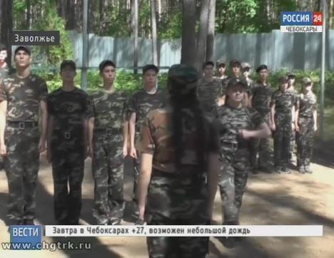 Ученики «Детской полицейской академии» поборолись за жетон «Юный спецназовец»