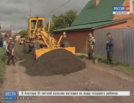 В Чебоксарах ремонтируют дороги в частном секторе
