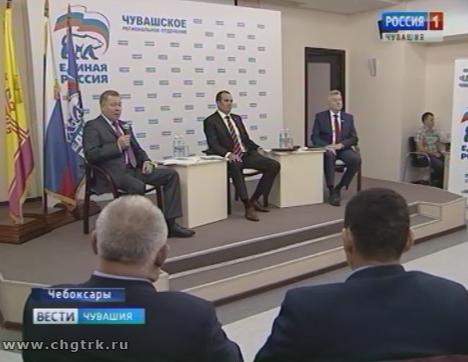 Михаил Игнатьев встретился с народными избранниками, победившими на дополнительных выборах