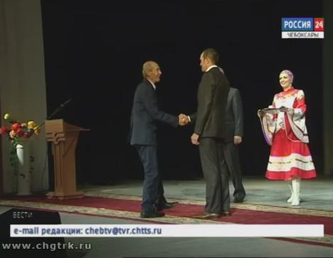 Михаил Игнатьев поздравил работников леса с профессиональным праздником