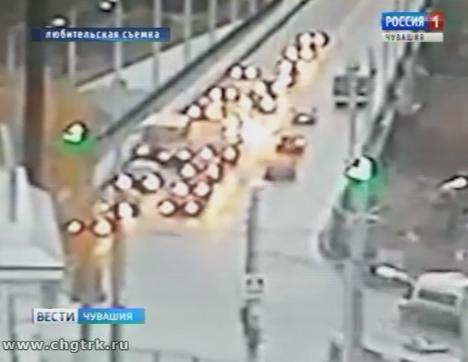  В Чебоксарах произошло ДТП с участием пассажирского автобуса 