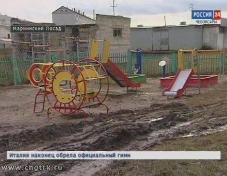 Жителям Мариинского Посада и Новочебоксарска благоустройство дворов не в радость