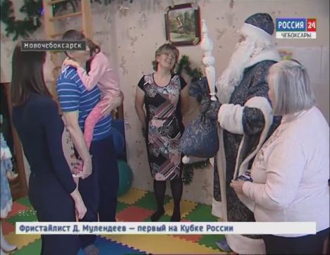 Депутат Госдумы Алена Аршинова поздравила с Новым годом семьи, где растут особенные дети