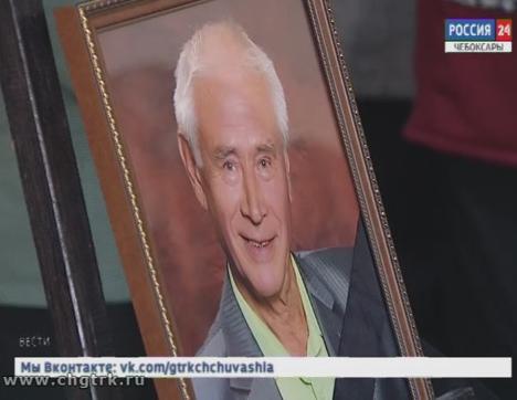 В последний путь народного артиста Чувашии Ивана Христофорова проводили под бурные аплодисменты