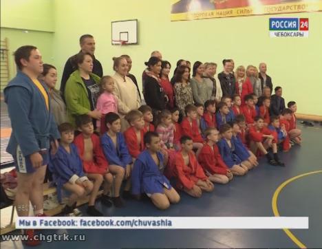 Чебоксарских школьников обучают приёмам самообороны без оружия 