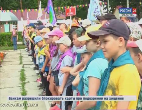 Воспитанники детских лагерей знакомятся с работой полицейских