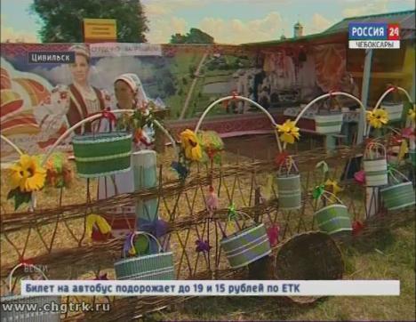 Глава республики побывал на Тихвинской ярмарке