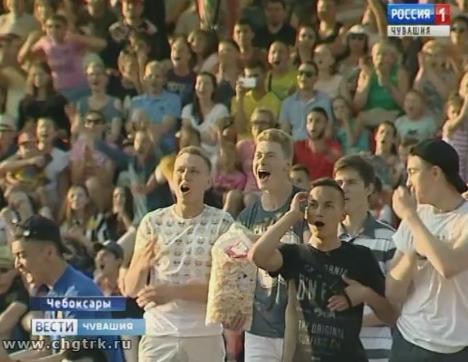 Спасибо, футбол! Чебоксарские  болельщики «играли» до финала