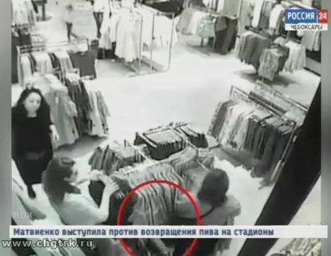 Чувашские полицейские задержали любительниц криминального шопинга