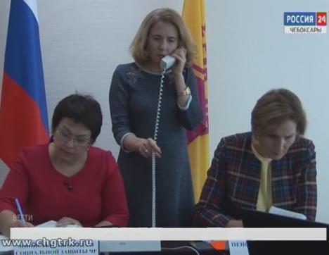 В республиканской приёмной Президента страны прошла горячая линия