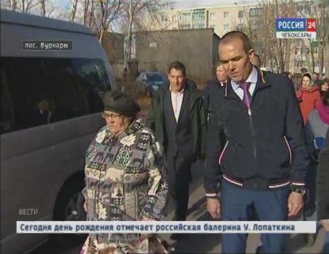 Михаил Игнатьев заглянул в вурнарские пятиэтажки и пообщался с жильцами 