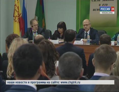 С 2023 года оказывать юридическую помощь россиянам будут только адвокаты и юристы, работающие по трудовому договору