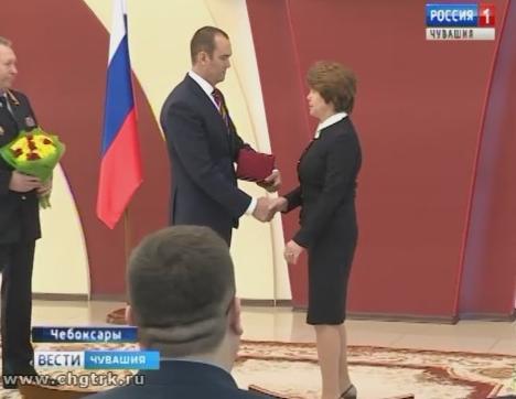 Медалями «За отвагу» наградили двух сотрудников МВД, погибших при исполнении служебного долга