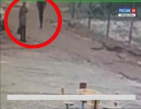 В Чебоксарах полицейские задержали молодого человека, напавшего на пожилого мужчину и женщину