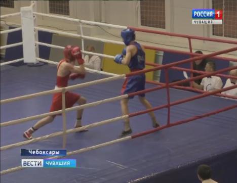 Боксёры городских федераций Луганска и Чебоксар провели совместные тренировки
