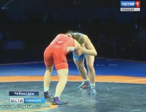 Чувашские спортсменки завоевали две серебряные медали на Кубке России по женской борьбе