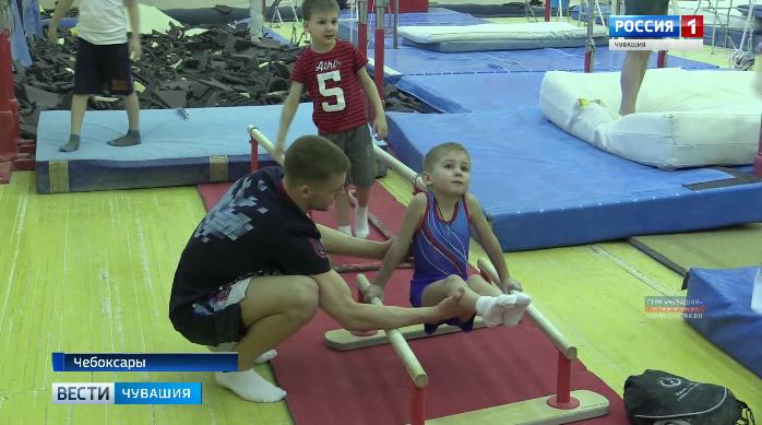 Юные гимнасты провели тренировку с победителем и призёром чемпионатов мира и Европы