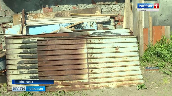 Чебоксарцы хотели огородить территорию гаражного кооператива забором, но попали под административную статью