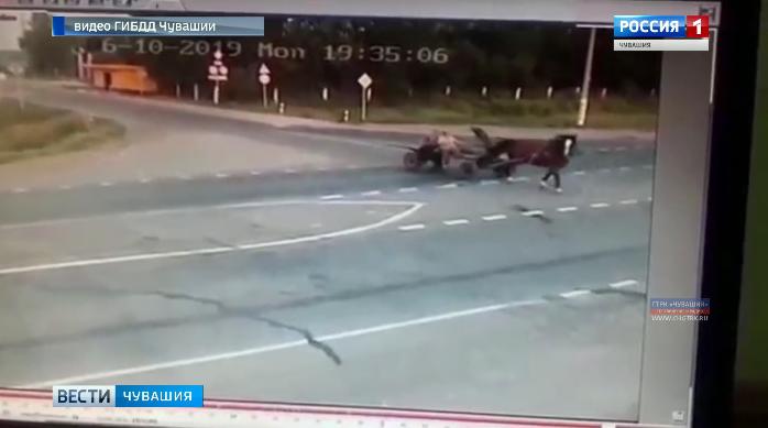 В селе Комсомольском произошло ДТП с участием  гужевой повозки и автомобиля, в котором погибли два человека