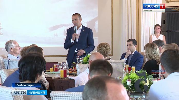 Представители республиканской власти и предприниматели пообщались в формате «делового завтрака»