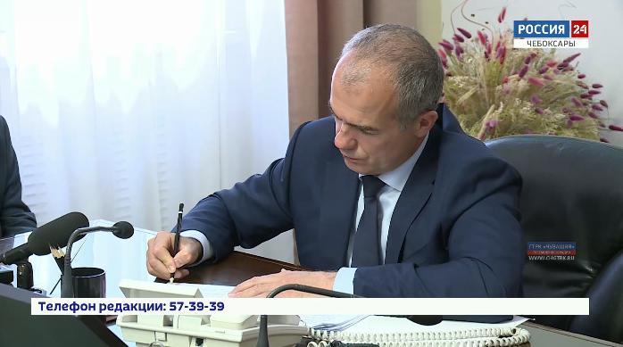 Глава столичной администрации Алексей Ладыков пообщался с чебоксарцами на прямой линии