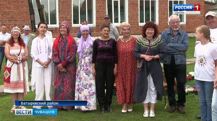 В Батыревском районе открылся XIII международный Кокелевский пленэр