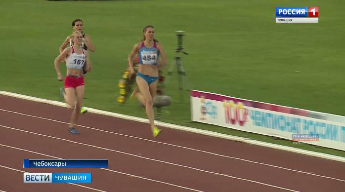 На республиканском стадионе «Олимпийский» сильнейшие легкоатлеты страны продолжают битву за награды чемпионата России