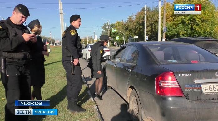 Время напомнить о платежной дисциплине: энергетики совместно с судебными приставами и сотрудниками ГИБДД провели совместный рейд 