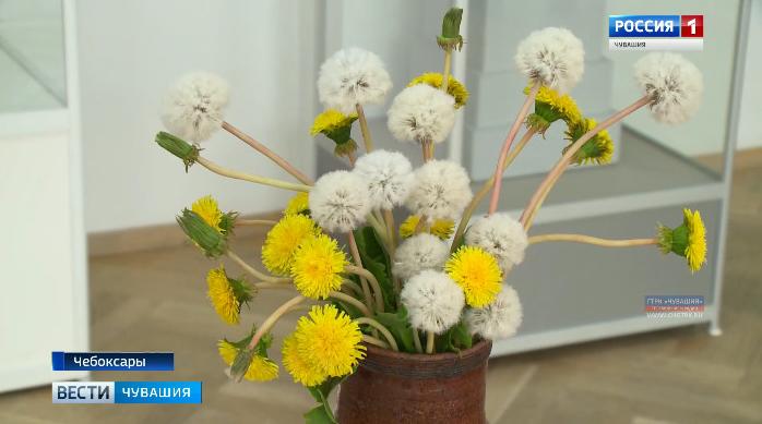 К 550-летию Чебоксар Художественный музей получил в дар одну из работ с выставки «Диалог цветов»