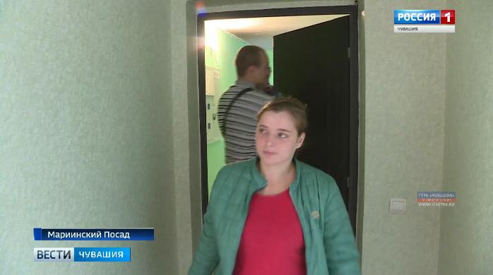 Сиротам в Мариинско-Посадском районе вручили ключи от новых квартир