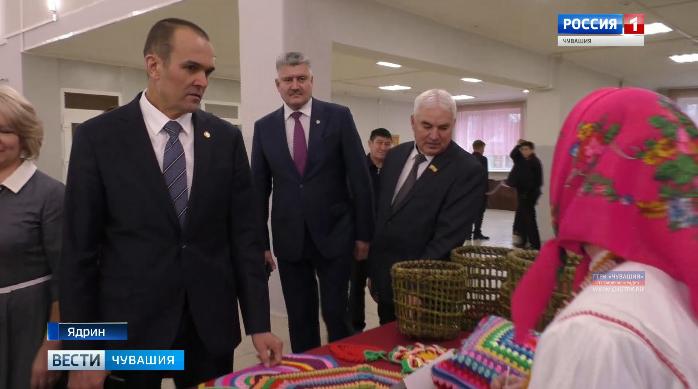 Глава Чувашии поблагодарил пенсионеров за сохранение ремесленного мастерства