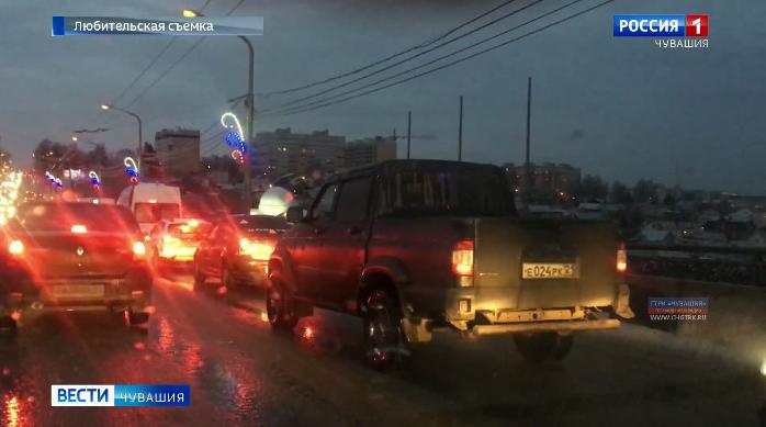 За сегодняшний день в Чувашии из-за гололедицы произошло 27 ДТП 