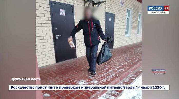 В Чебоксарах мошенник предложил приобрести похищенный телефон сотрудникам уголовного розыска