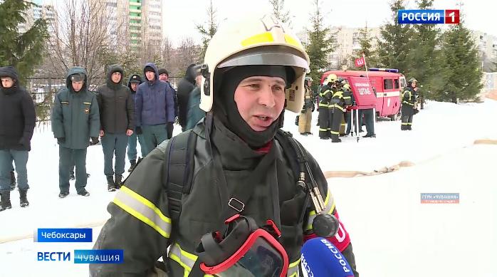 В Чебоксарах пожарные  потушили условное возгорание в ДК Тракторостроителей