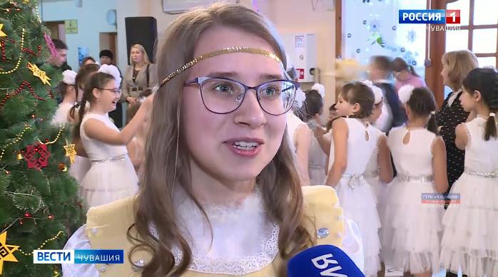 В Чебоксарах прошла Рождественская благотворительная елка