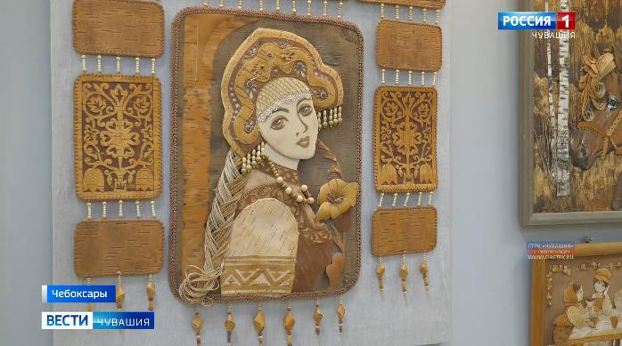 В Чебоксарах открылась выставка «Золотая береста»