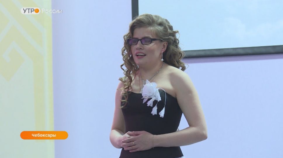     В Чебоксарах состоялся концерт незрячей певицы Галины Никитиной    