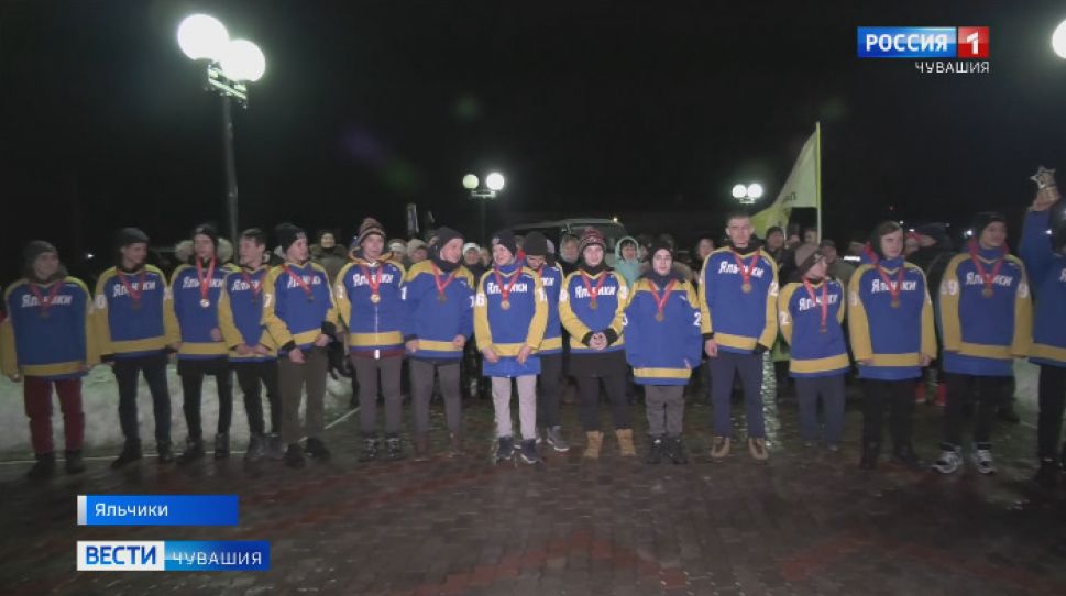    В Чувашии встретили победителей  Всероссийских соревнований по хоккею «Золотая шайба»   