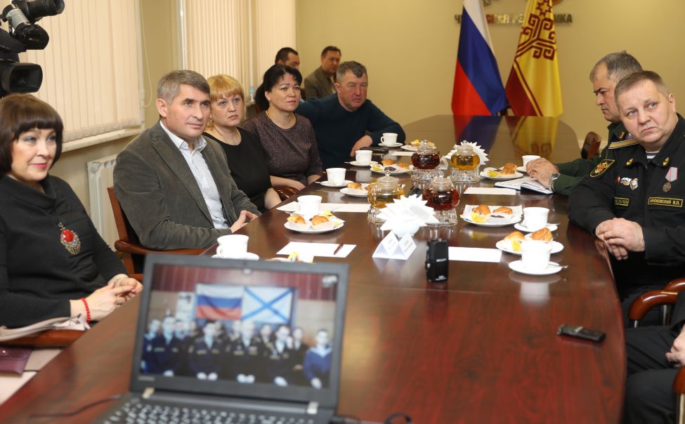 Олег Николаев провел видеомост с членами экипажей кораблей Балтийского флота