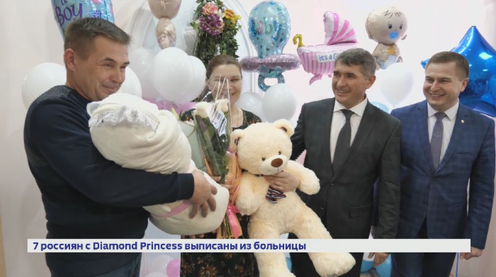   Руководитель Чувашии поздравил новорожденных малышек и их мам с наступающим праздником  