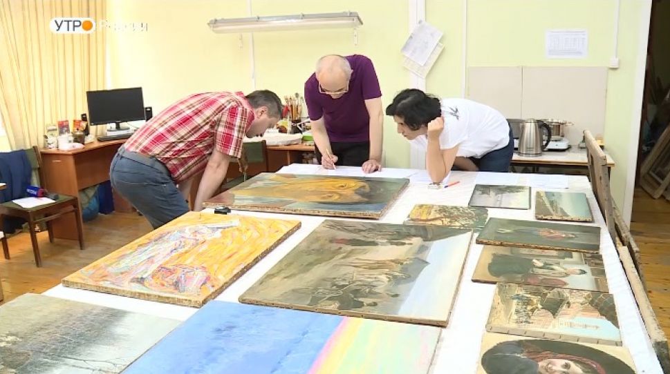 Полотна из запасников Чувашского художественного музея выставлены в Третьяковской галерее