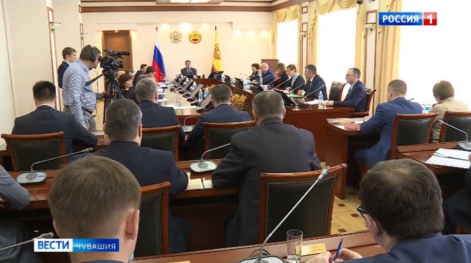 Олег Николаев ищет молодых лидеров и талантливых управленцев