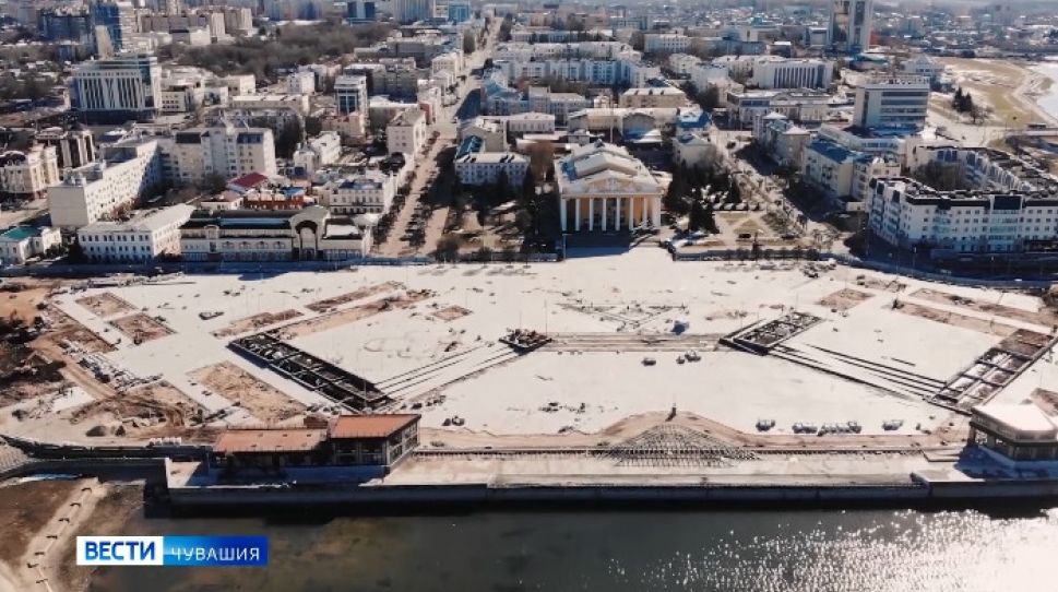     Реконструкцию Красной площади в Чебоксарах завершат к лету 