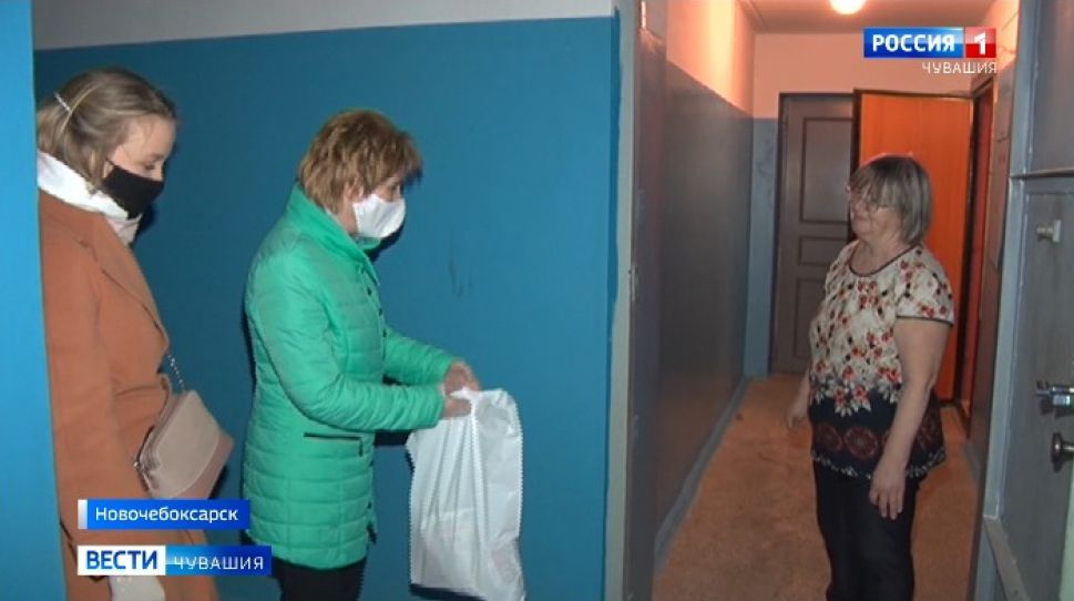 Жители Чувашии получили 700 продуктовых наборов на Пасху