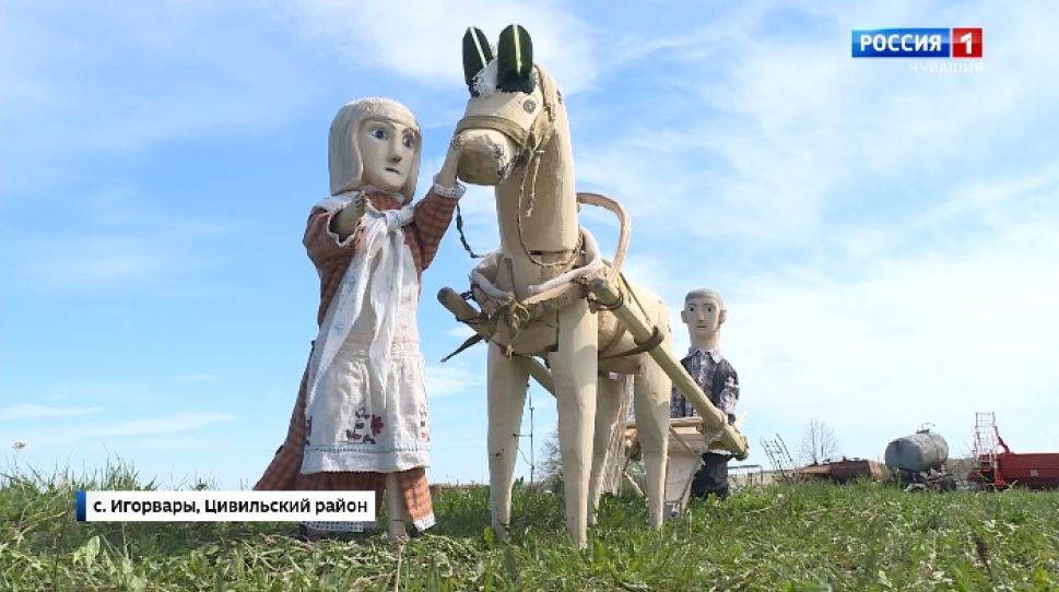 Житель Цивильского района смастерил коллекцию деревянных кукол в память о земляках-фронтовиках