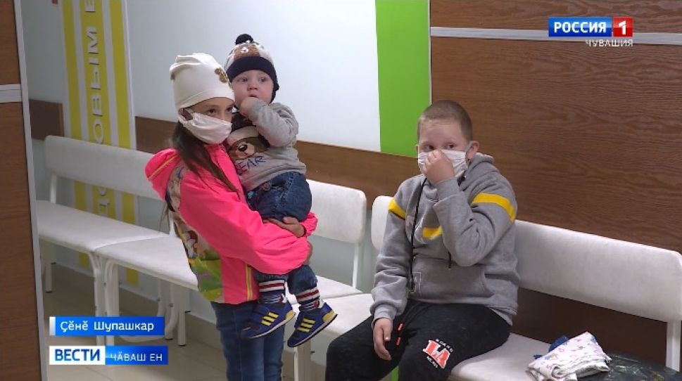 Республикӑри пепкесене наци календарӗпе вакцинаци тума пуҫланӑ