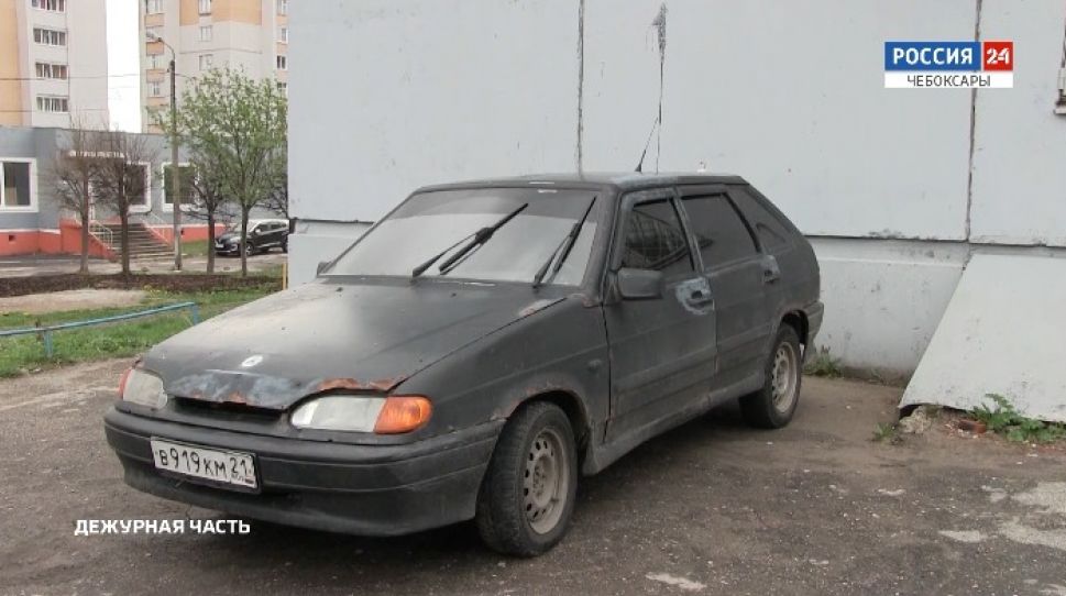 В Чебоксарах угонщик дважды проник в чужой автомобиль