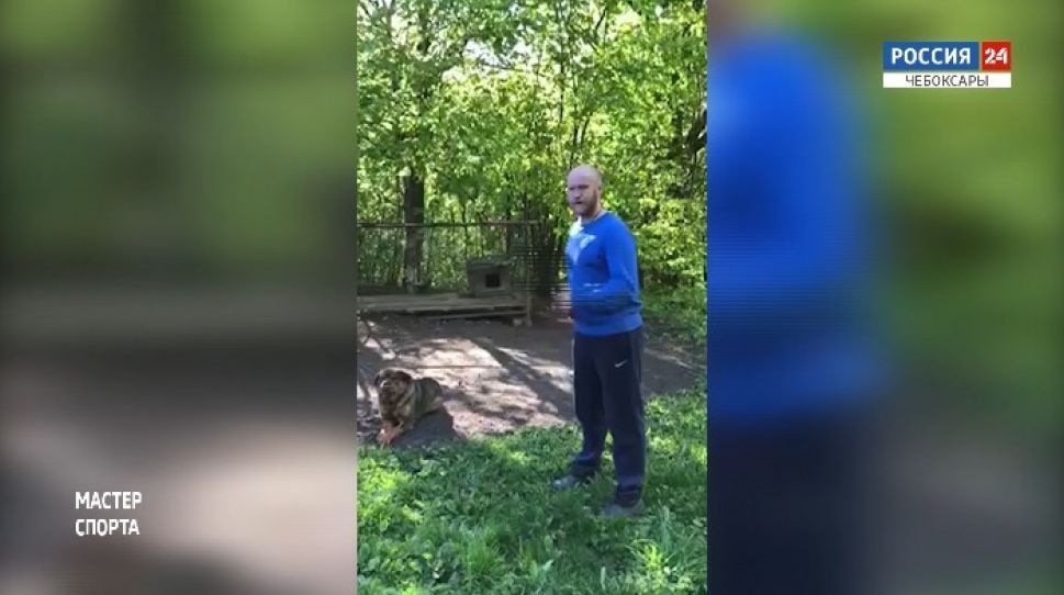 Участники конкурса "Мастера спорта" на самую веселую тренировку переместились на свежий воздух