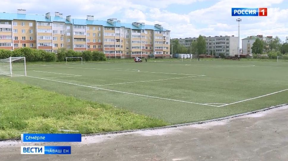 Ҫӗмерлере футболла вылякансене аталанма пулӑшасшӑн, элӗксене вара бассейн туса парӗҫ 